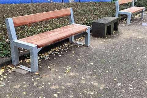 131722 straatmeubilair buitenbank boombank