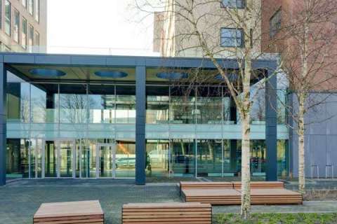 133494 straatmeubilair buitenbank zitbank fietsaanleunbeugels fietsnietje fietsparkeren