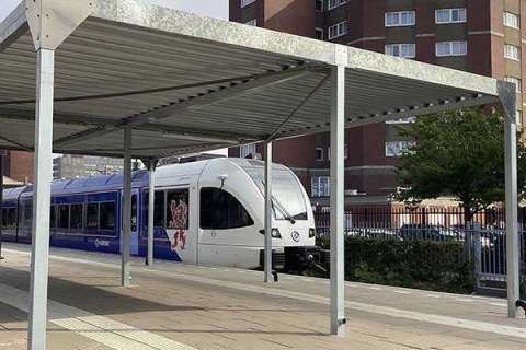 136630 overkapping pauzeruimte station