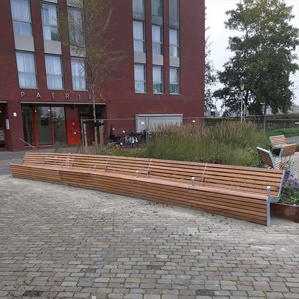 Week 47: Stijlvolle, op maat gemaakte buitenbanken in Pijnacker