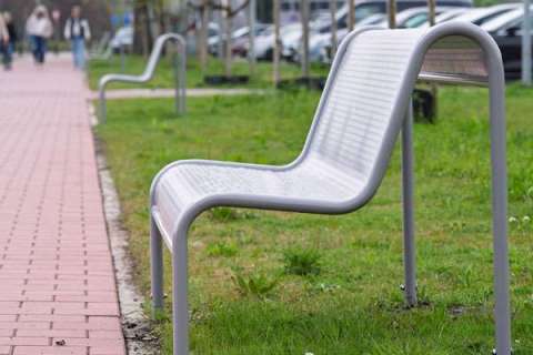 137843 hercoaten ontcoaten zinklaag straatmeubilair buitenbank