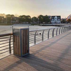 Projecten | FalcoBloc-afvalbakken geplaatst bij de Mittelbrücke in Duitsland | image #1 | 138048 straatmeubilair afvalbak