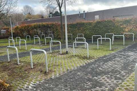 142224 144218 fietsparkeren fietsoverkapping fietsaanleunhekjes