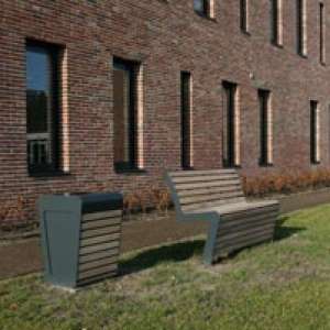 Projecten | Terreininrichting met straatmeubilair en berging | image #1 | 