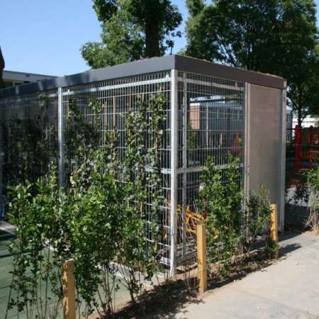 26725 overkapping speelgoedberging sedum dak brede school