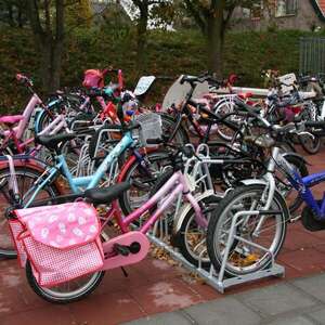 fietsparkeren fietsenrek Ideaal 2.0 Beatrix School Ouddorp