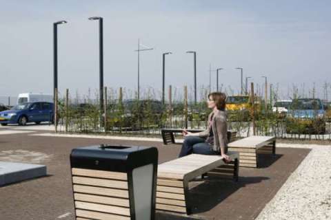 FalcoLinea straatmeubilair voor Maxima-centrale