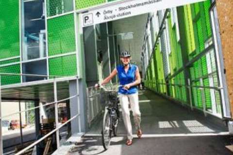 FalcoLevel uniek fietsparkeersysteem in Stockholm