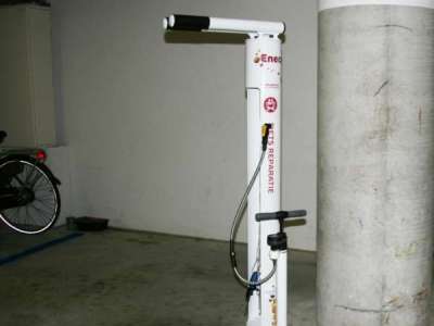 fietsparkeren fietsaanleunbeugel fietsreparatiezuil fietsophangsysteem Falco