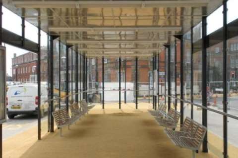 overkapping fietsoverkapping bushalte fietsparkeren fietsenrek straatmeubilair