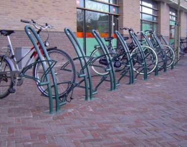 fietsparkeren fietsenrek fietsstandaard fietsaanleunbeugel fietsnietje fietsklemmen fietskluizen