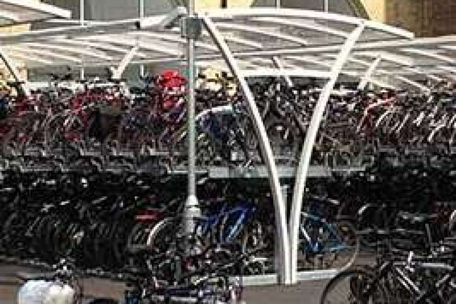 Falco fietsparkeervoorzieningen populair bij Engelse stations