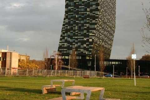 Falco straatmeubilair voor bedrijvenpark Novio Tech