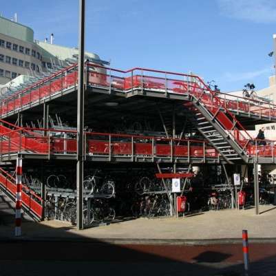 Fietsflat uitgebreid met etage-fietsenrekken FalcoLevel