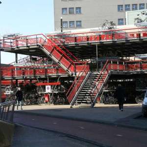 Fietsflat uitgebreid met etage-fietsenrekken FalcoLevel