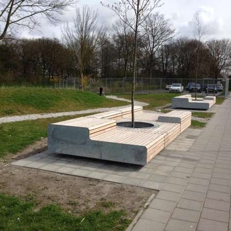 Buitenterrein rsg Wiringherlant ondergaat metamorfose met Falco straatmeubilair
