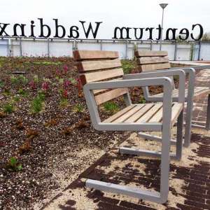 Groen dakterras met FalcoNine stoelen