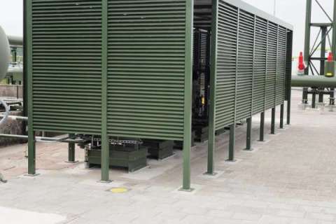 Unieke overkapping met lamellen!