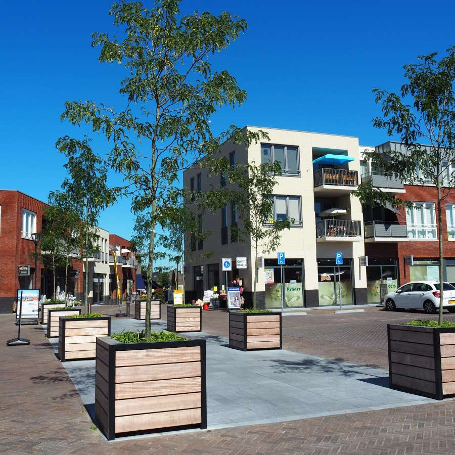 Falco plantenbakken in centrum Eijsden