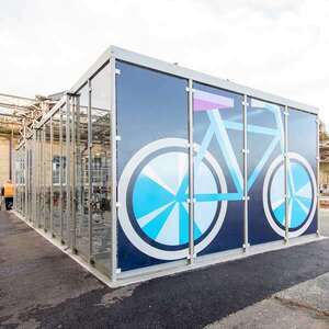 Projecten | Compleet ingerichte fietsoverkapping in UK | image #1 | 80246_fietsoverkapping_fietsenstalling_graphics