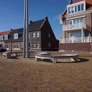 84014_straatmeubilair_bank_fietsparkeren_fietsaanleunbeugels