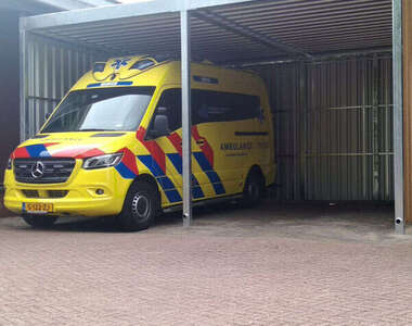 108784 carport overkapping ambulance