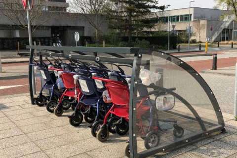 78966 rolstoeloverkapping ziekenhuis overkapping stalling FalcoRoller