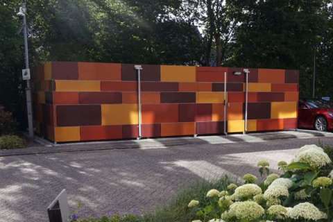 Fietsenstalling in herfsttinten in Amstelveen