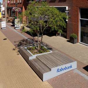 Op maat gemaakt multifunctioneel zitmeubilair in Barneveld