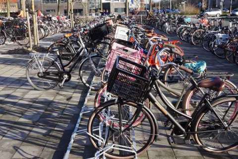 99653 fietsparkeren fietsenrek kratfietsen
