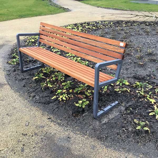110140 straatmeubilair buitenbank stoel verkeersvoorziening paaltje fietsaanleunbeugels