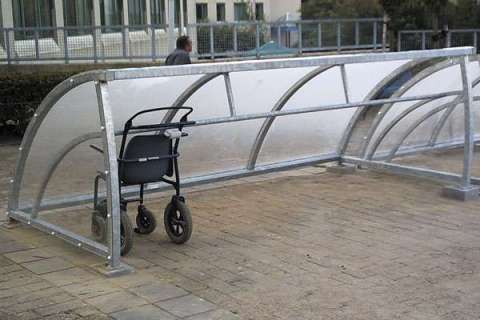 overkapping rolstoeloverkapping FalcoRoller ziekenhuis