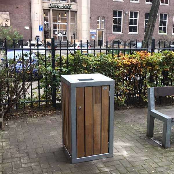 Week 46: Straatmeubilair in en rond Woongebouw Rotterdam