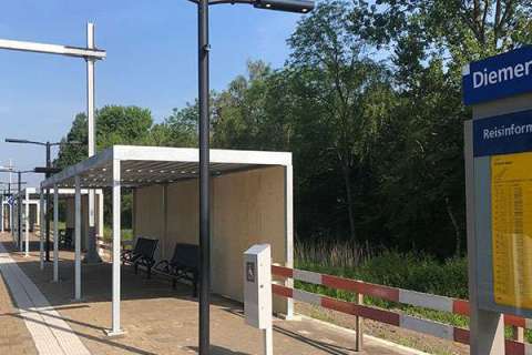 109227 overkapping perronoverkapping wachtruimte