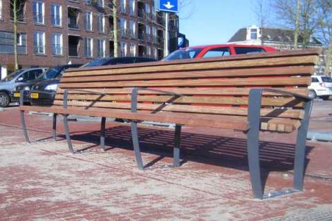 straatmeubilair zitbank buitenbank FalcoRelax Deventer