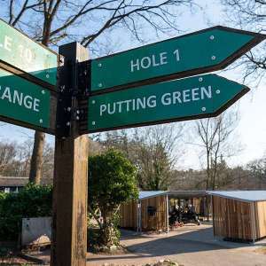 Projecten | Overkappingen voor golfkarretjes bij Golfclub in Wierden | image #1 | 118479 overkapping fietsoverkapping