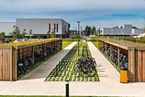 125890 122204 110648 fietsoverkapping rokersafdak rokersruimte pauzeruimte fietsparkeren groendak