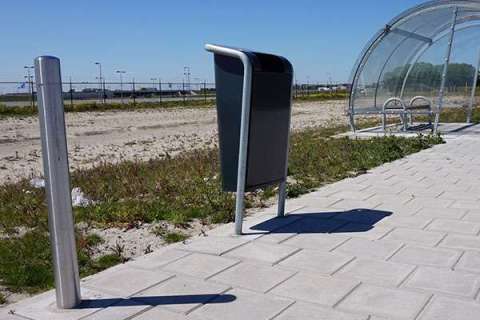 95491 straatmeubilair overkappingen schiphol zitbank afvalbak rookpaal