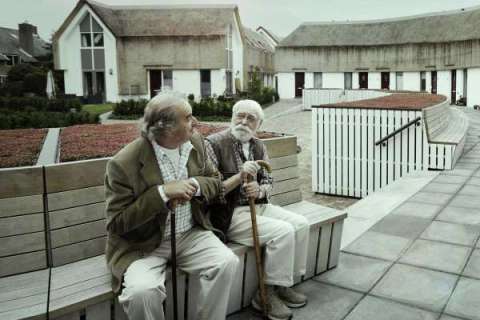 straatmeubilair buitenbank zitbank fietskluis sedum Tabakspaade Laren