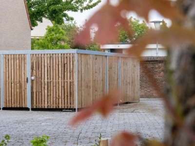 116270 fietsoverkapping met sloophout