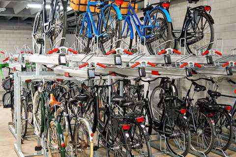 110427 fietsparkeren etagerekken fietsenrek dubbellaags