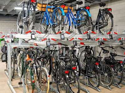 110427 fietsparkeren etagerekken fietsenrek dubbellaags