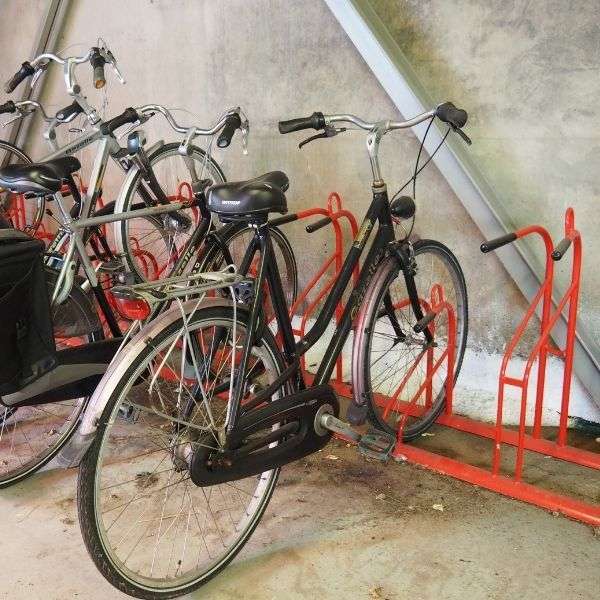 fietsparkeren fietsenrek fietsenstalling kleur 