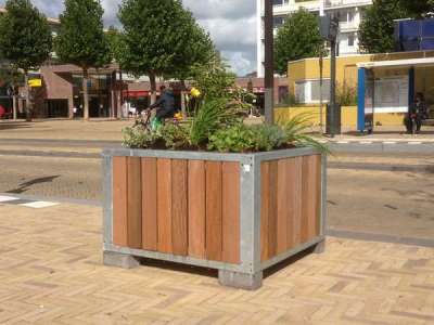 straatmeubilair plantenbak bloembak FalcoBloc centrum Nieuwbergen