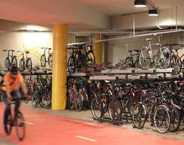 fietsenkelder fietsparkeren fietsenrek fietsaanleunbeugels 