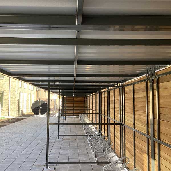 Week 5: FalcoLok overkapping met verfijnde houten details voor een extra stijlvolle uitstraling