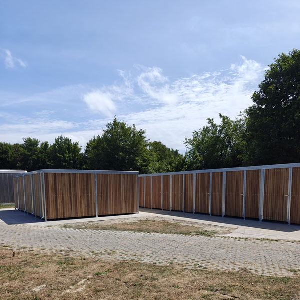 Week 27: Nieuwe FalcoLok bergingen bij tiny houses in Renesse