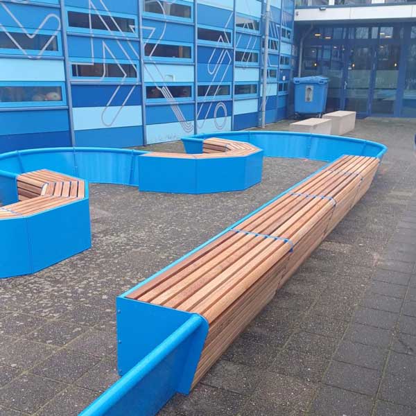 Week 12: FalcoFlora boombank in hemelsblauw