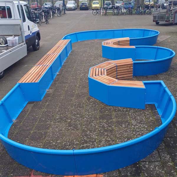 Week 12: FalcoFlora boombank in hemelsblauw