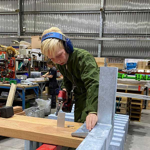 DOEN!-ers van Verion bezoeken Falco voor een leerzame ochtend